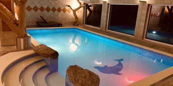 Pohádka v Hotelu Podlesí v krásném pokoji Lux s polopenzí, bazénem, masáží a soláriem až do února 2024/Vysočina / Ždárské Vrchy - Svratka