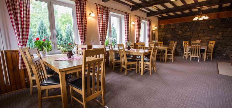 Pension & Restaurant Raimund ***, reštaurcia