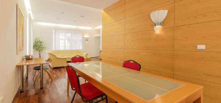  Hotel Granit Piešťany - kúpeľný ústav F. E. Scherera - Apartmán