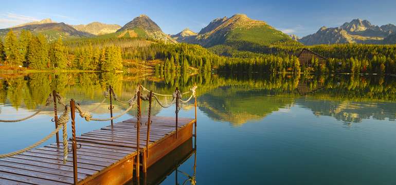 Štrbké pleso vo Vysokách Tatrách