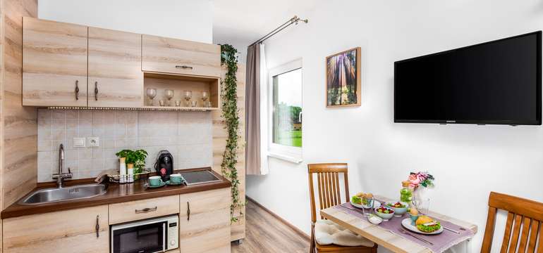 Dvojizbový apartmán L so spálňou a obývačkou
