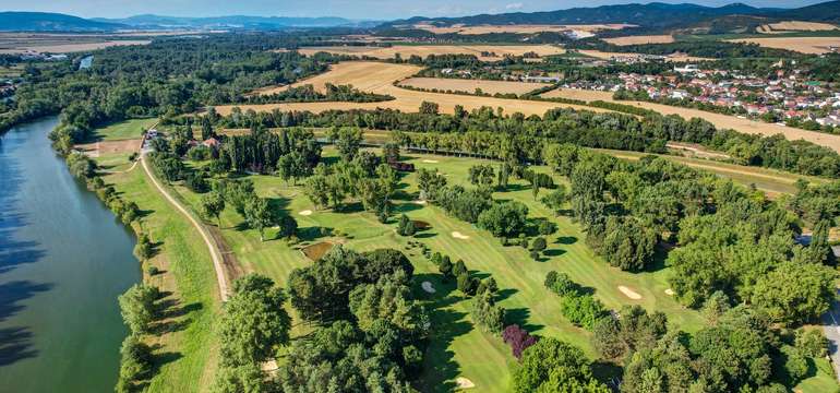 Golf & Footgolf & Beach Piešťany