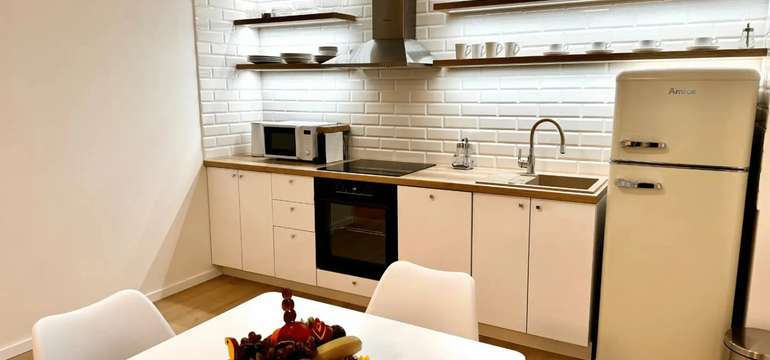 2-izbový apartmán s balkónom