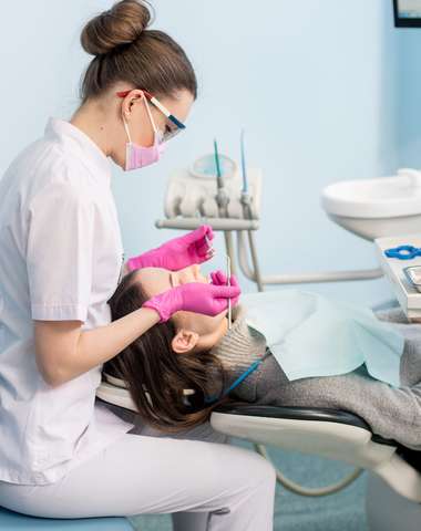 Dentálna hygiena alebo bielenie zubov