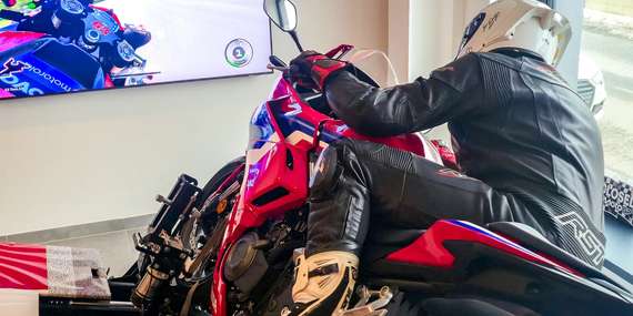 Zažite skutočnú moto jazdu na MotoGP™ simulátore v BiCafe Košice/Košice