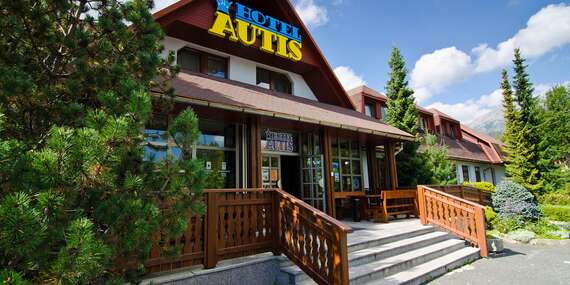 Rodinná dovolenka pod štítmi Tatier v hoteli Autis*** s polpenziou, saunou a 2 deťmi v cene aj na Veľkú noc/Vysoké Tatry - Dolný Smokovec