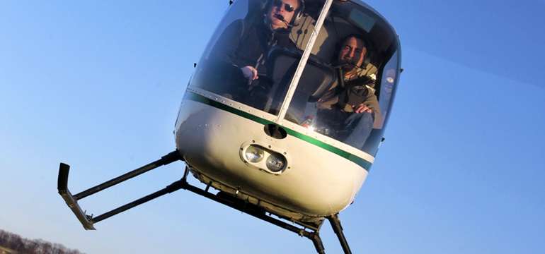 Svet z paluby vrtuľníka je ešte krajší, ako ste dúfali - let vrtuľníkom s pilotom
