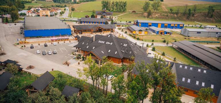 Známy komplex Nestville Park
