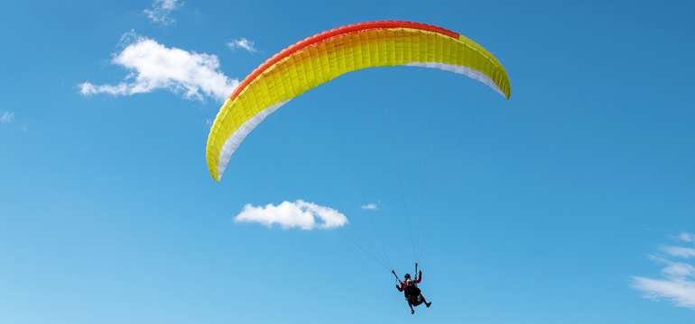 Tandemový paragliding z výšky až do 1000 metrov