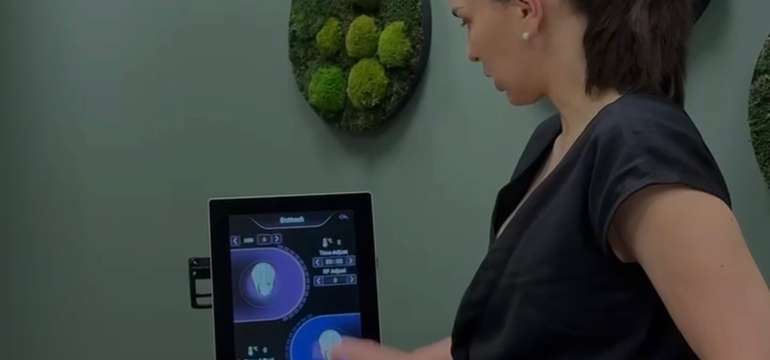 Prístrojové ošetrenie BODY SCLUPT s technológiou EMS /HIFEM