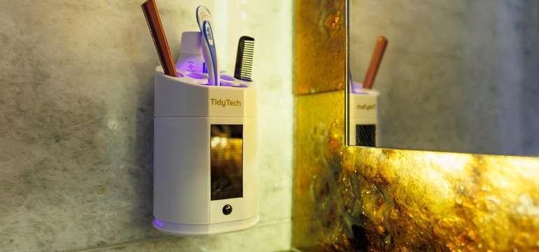 UV-C sterilizátor zubných kefiek TidyTech