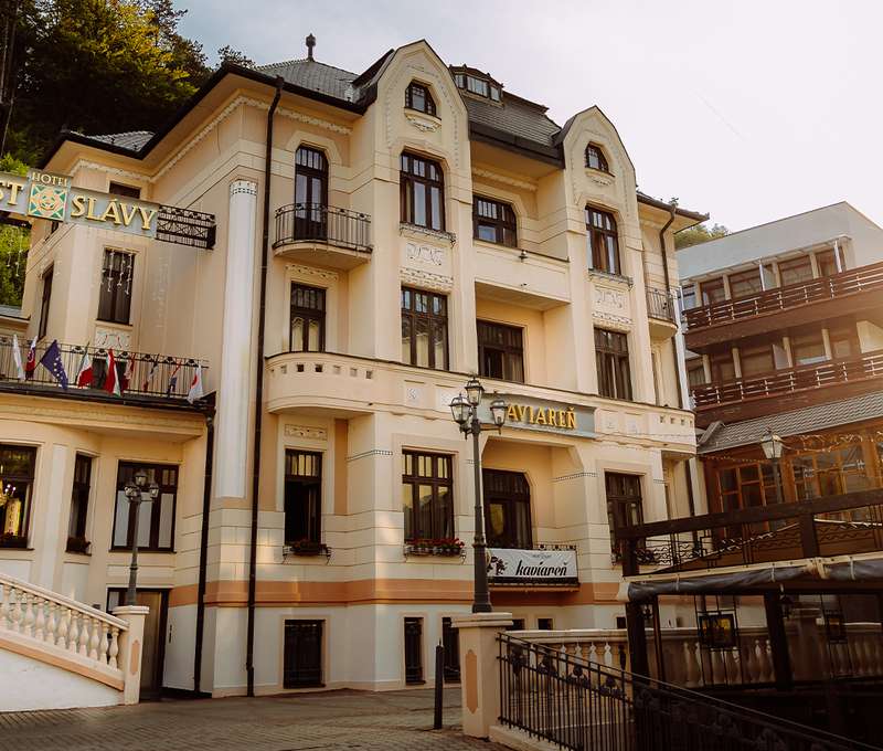 MOST SLÁVY*** je stylový, kvalitně vybavený hotel ve světově proslulých Trenčianských Teplicích