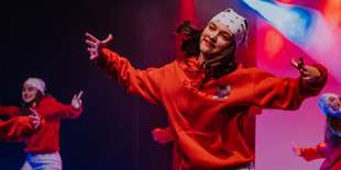 Večerné tanečné kurzy v tanečnej škole outbreak