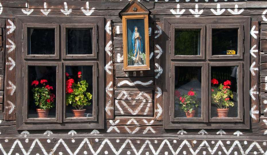 dedina čičmany slovensko