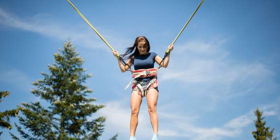 Jazda na bobovej dráhe, zjazd na horských kolobežkách a bungee trampolíny v letnom centre zábavy Snowparadise Veľká Rača/Veľká Rača - Oščadnica