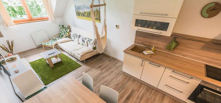 Ubytovanie  v 28 moderne zariadených, dvojlôžkových apartmánoch v 3 kategóriách