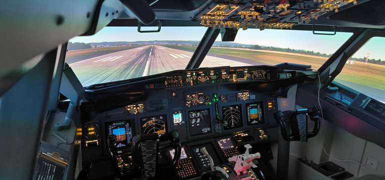 Pilotujte Boeing 737 ako profesionál s leteckým simulátorom FLYONE