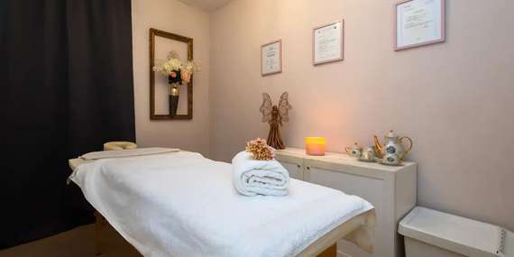 Relaxačná, klasická celotelová alebo antistresová masáž hlavy v Eleonor Esthetic/Bratislava – Staré Mesto