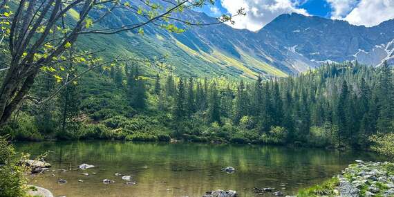 Pravá turistická chata Zverovka na úpätí Roháčov v blízkosti aquaparkov/Orava - Zuberec