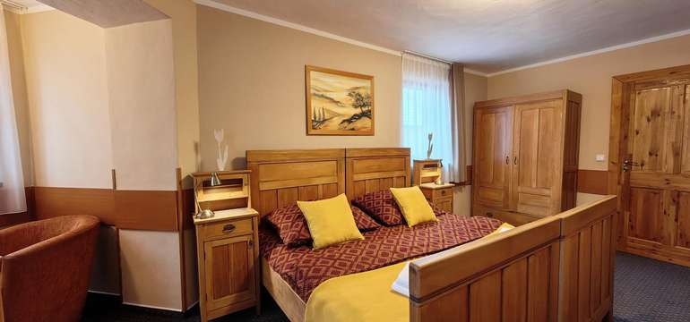 Apartmán 3 je umiestnený na prvom poschodí apartmánového domu