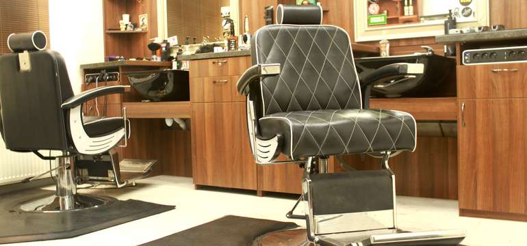 Priestory Father barber shop