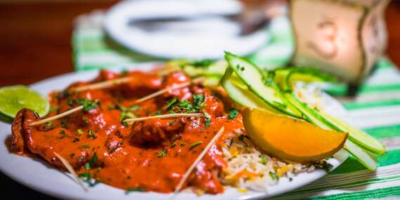 Pravá indická kuchyňa v Little India - kuracia tikka masala alebo butter chicken/Košice - Staré Mesto