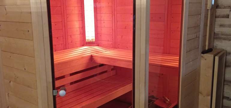 Fínska sauna a  infra sauna