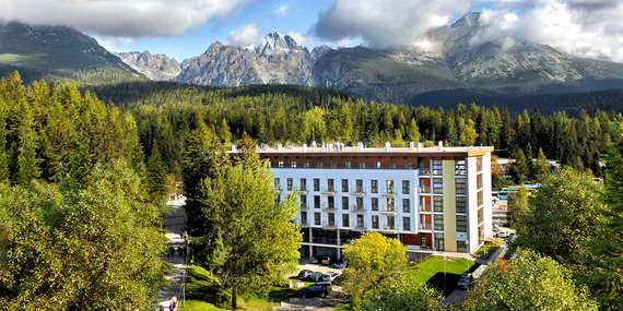 Hotel Crocus**** Štrbské Pleso so stravou, privátnym wellness a množstvom extra zliav na atrakcie / Vysoké Tatry - Štrbské Pleso