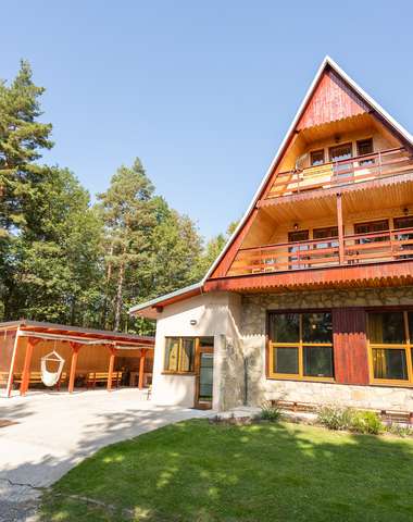 V Horskom dome nájdete dva apartmány, oba sú na prízemí