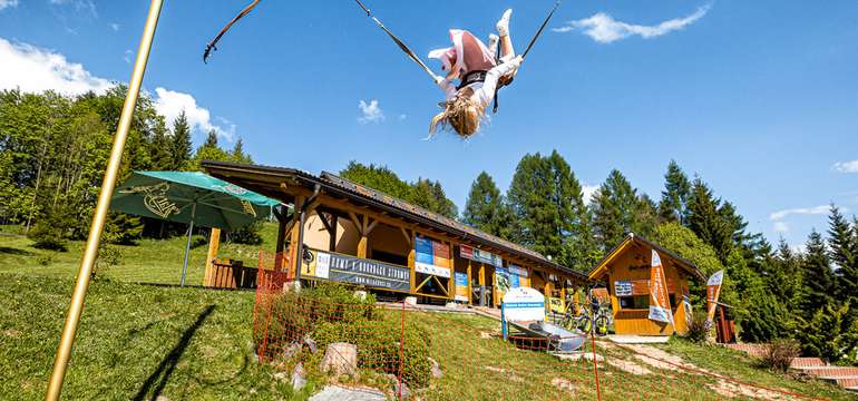 Bungee trampolína vo Fun Arena Donovaly