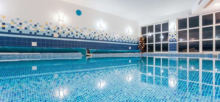Neobmedzený vstup do wellness – bazén, fínska sauna, infra sauna