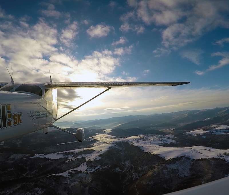 Zážitkový alebo adrenalínový akrobatický let pre až 3 osoby