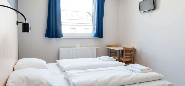 Hotel a&o Wien Hauptbahnhof ponúka moderne zariadené izby
