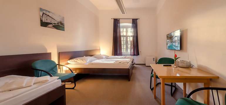 Hotel Granit Piešťany - kúpeľný ústav F. E. Scherera - 3-lôžková  izba