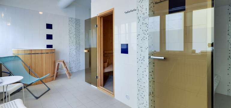 Neobmedzený vstup do wellness (fínska, parná sauna, vírivka)