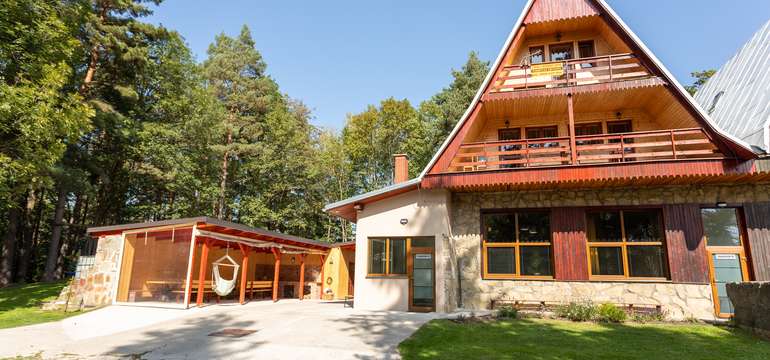 Chata Horský dom má 5 spální, ubytovať sa tu preto môžu rodiny i skupiny známych