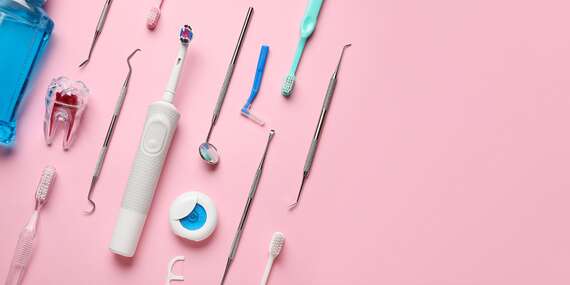 BLACK FRIDAY: Dentálna hygiena s pieskovaním Airflow a inštruktážami v novej zubnej ambulancii Pohotovosť 24/7/Bratislava-Petržalka