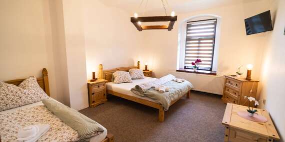 Pobyt na nejstarším českém hradě Vildštejn ve Skalné s polopenzí, prohlídkami a slevami do hradní hodovny i vinárny/Karlovarský kraj - Skalná