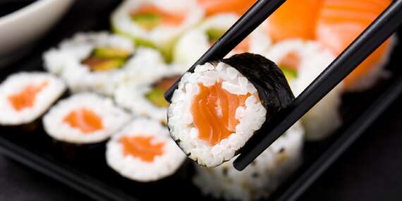 Vynikající sushi sety dle výběru s možností jídla s sebou/Brno