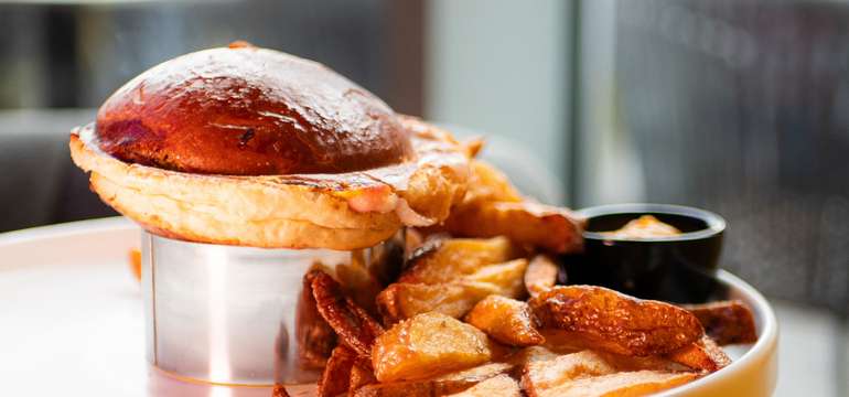 UFO Smash & Cheese Burger