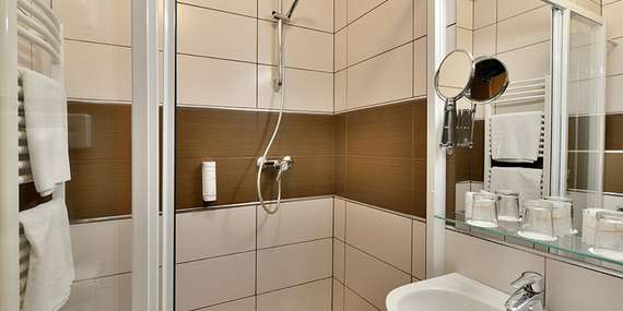 Budapešť na dlani - 4-hvězdičkový City Inn Budapest se snídaní nedaleko centra/Maďarsko - Budapešť
