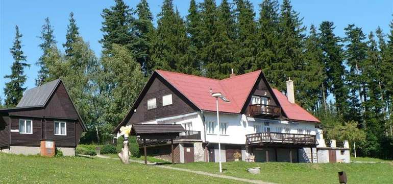 Ubytovaní budete v bungalove s vlastným sociálnym zariadením