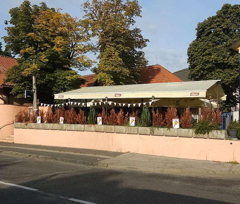 Známa Pizzeria and Garden Riviera v bratislavskej Karlovej Vsi 