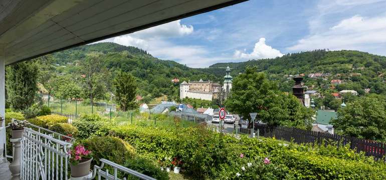 Staromestská Villa Amalia v centre Banskej Štiavnice