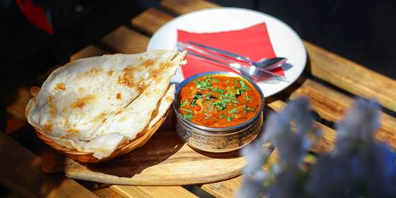 Zažite pravú chuť Indie: 4-chodové menu pre dvoch v reštaurácii Mr. Bharat & Bakchus/Bratislava - Staré Mesto