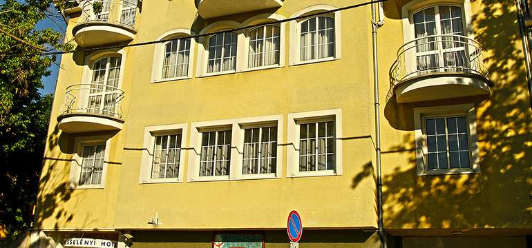 Hotel Wesselényi*** sa nachádza v centre mesta Győr