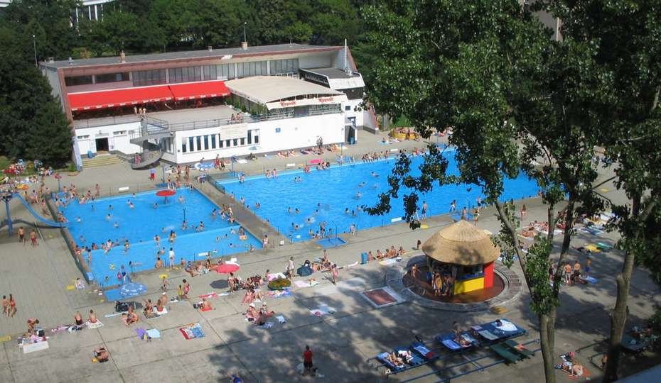 kúpalisko delfín, delfín bratislava, bratislava kupalisko 