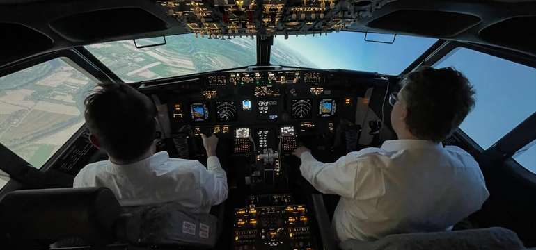 Pilotujte Boeing 737 ako profesionál s leteckým simulátorom FLYONE