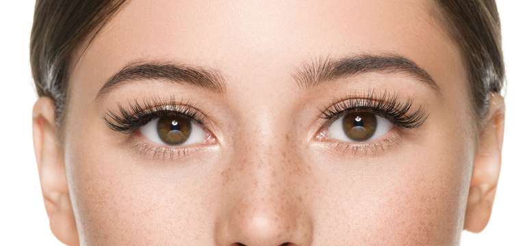 Lash lifting a Lash botox pre dlhšie a hustejšie mihalnice 