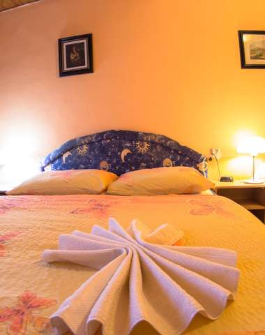 Útulné pokoje s vlastním sociálním zařízením